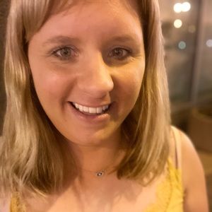 Meet your Posher, Sandy